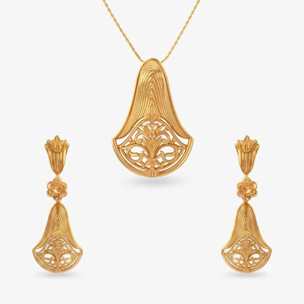 Gold Pendant Set